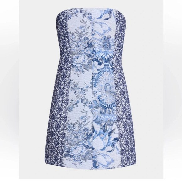 Alice + Olivia Dresses & Skirts - Alice + Olivia
Violet Strapless Seamed A-Line Mini Dress
8158
NWT’s